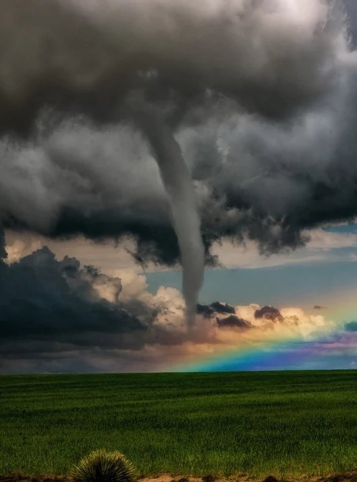 tornado rainbow