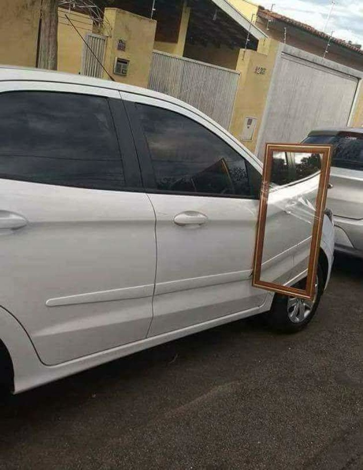 creative mirror knocked off car