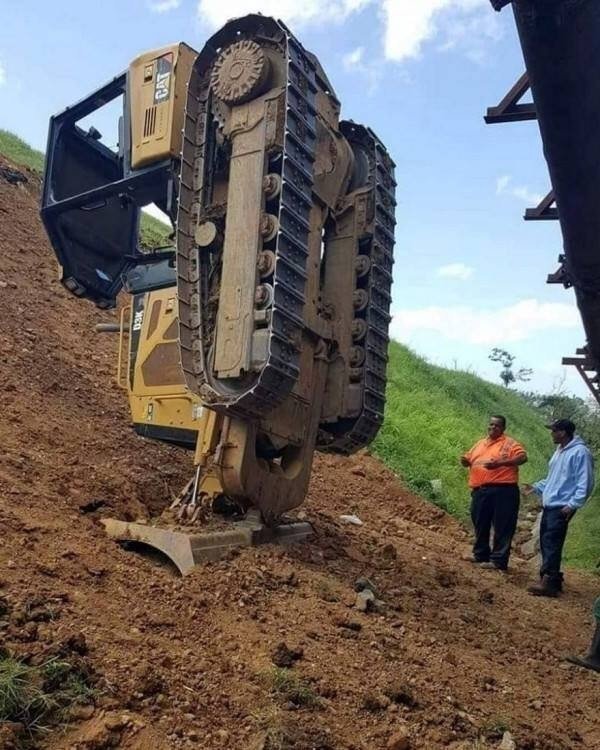 caterpillar equipment memes - Neo