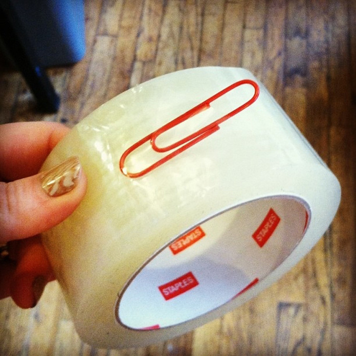 Looking for the end of clear packing tape is probably one of the most irritating things in the world. To avoid having to do this, just put a paper clip on the end the next time you use it. This way, you won’t have to break your fingers trying to peel the tape.