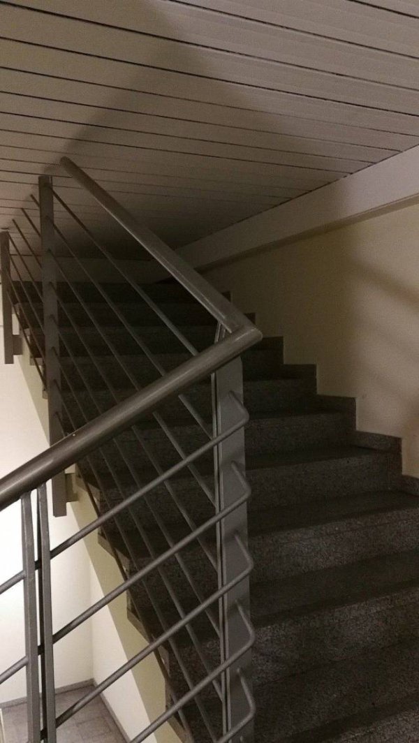 construction fail stairs