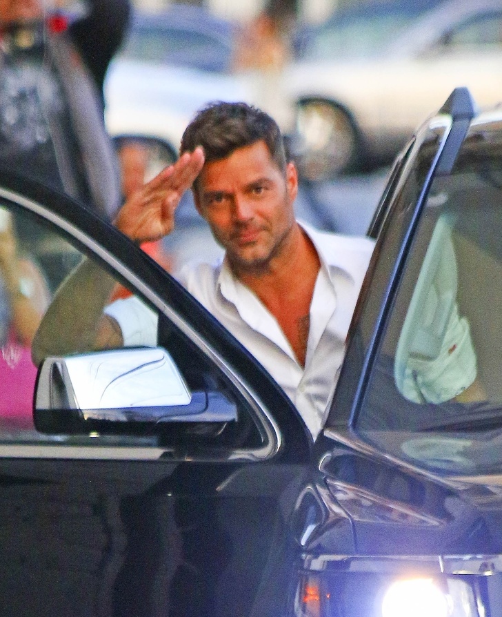 Ricky Martin says hello to everyone.