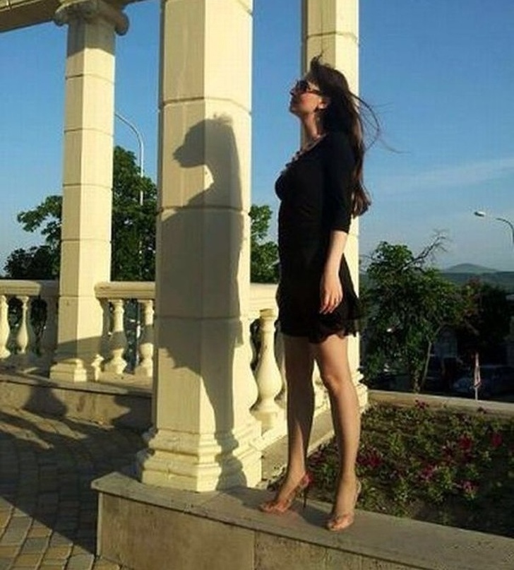 This shadow reveals the girl’s secrets.