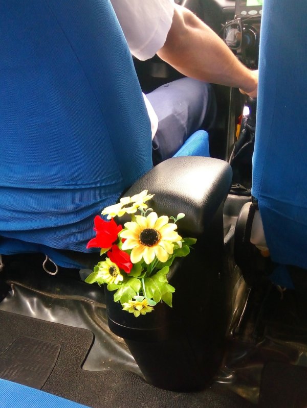 “This taxi driver played happy hippie music in his car and decorated it with flowers.”