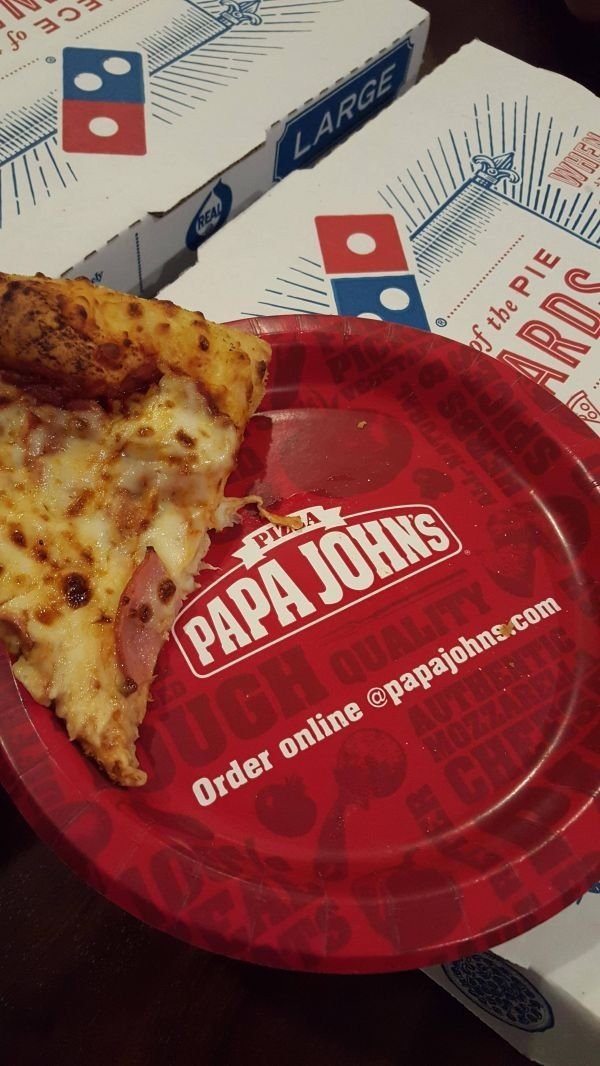 junk food - fo 333 Large Hit of the Pie 0o Piosa Papa Johns Order online .com