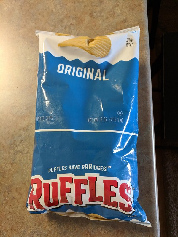 snack - 22 1966 Original Potato Chips. Net Wt. 9 Oz. 255.1 g Ruffles Have Rrridgesit Ruffles