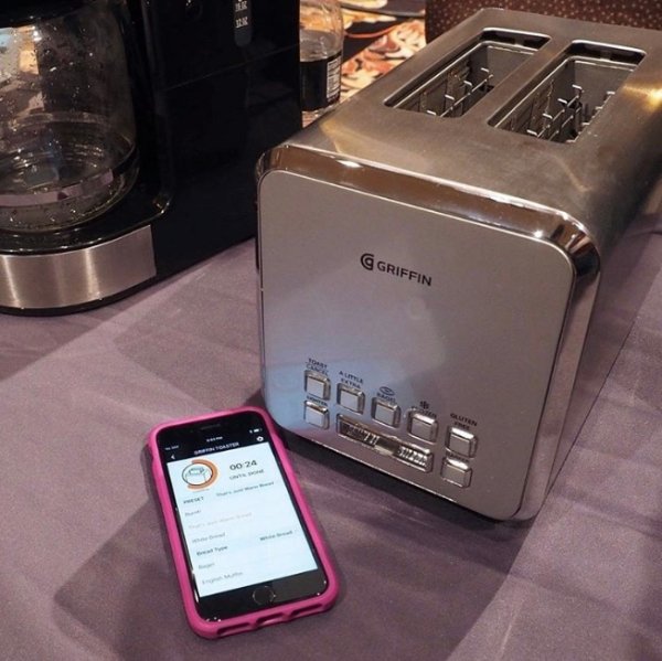 A smart toaster with a Bluetooth connection uses an application to correct settings for different types of bread and also alerts you the second the bread is perfectly toasted.