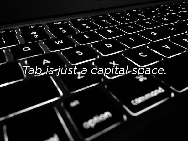 Computer keyboard - Vabisjusta capitalspace.