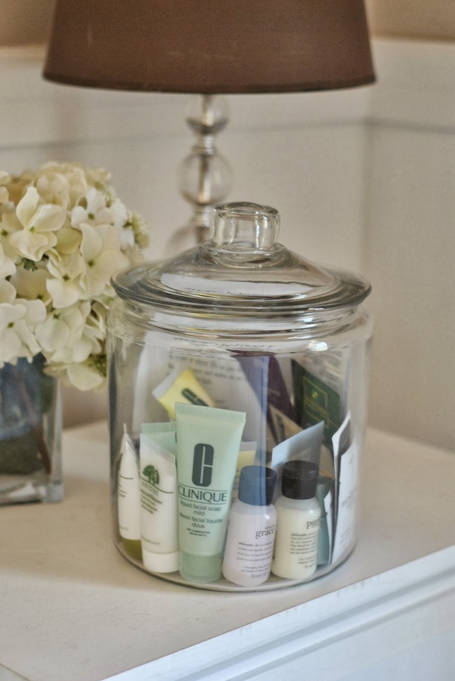 A glass jar as an organizer for makeup