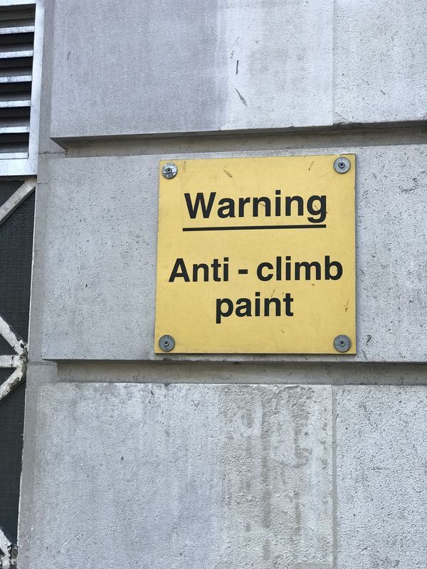 wall - Warning Anti climb paint