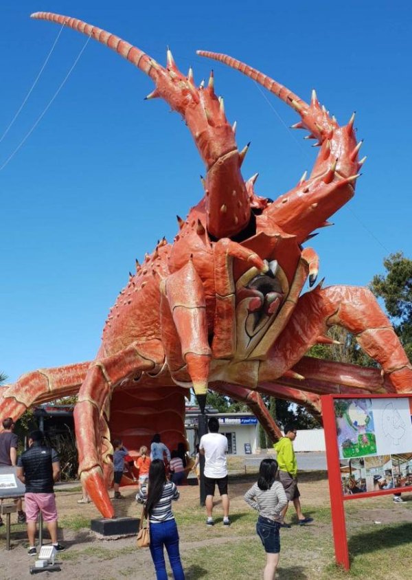 Big lobster statue
