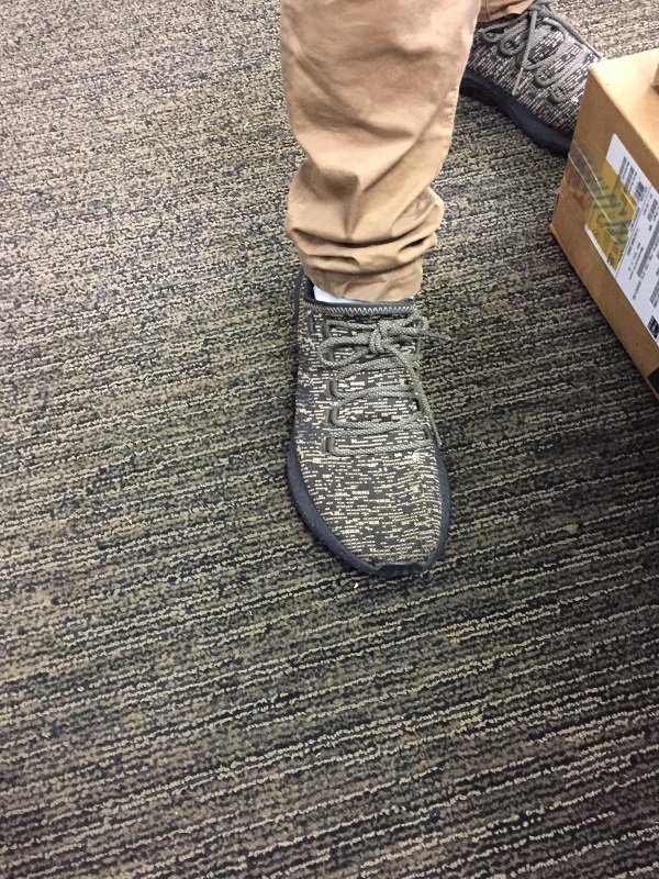 Deliver guy had some matching shoes with the carpet today.