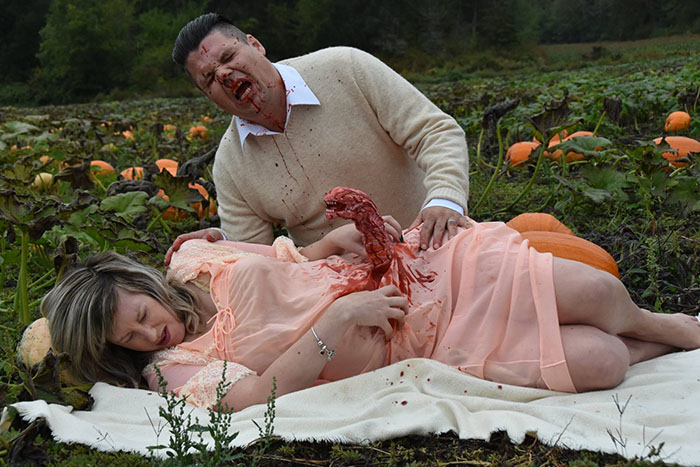 The most terrifying maternity shoot ever