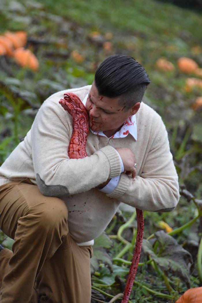 The most terrifying maternity shoot ever