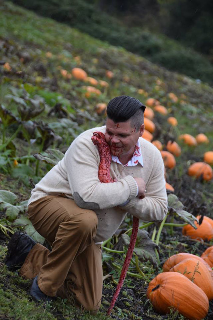 The most terrifying maternity shoot ever