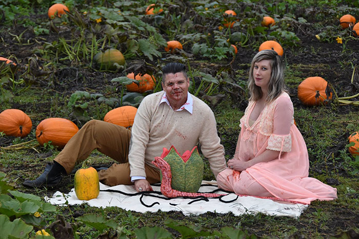 The most terrifying maternity shoot ever