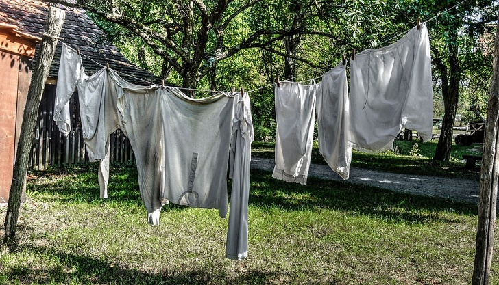 Vermont: Clotheslines are energy devices that are based on renewable resources and cannot be banned.