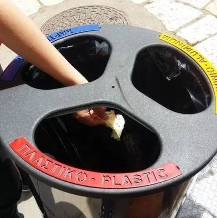 Waste sorting in Greece