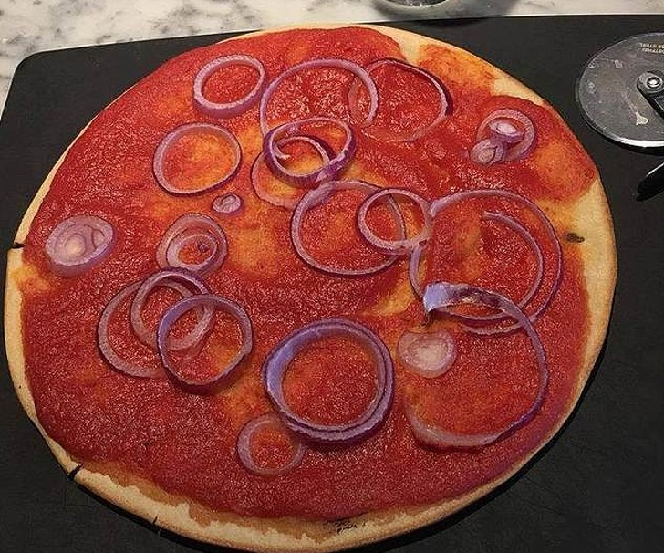 When you order a vegetarian pizza, you don’t expect to get this