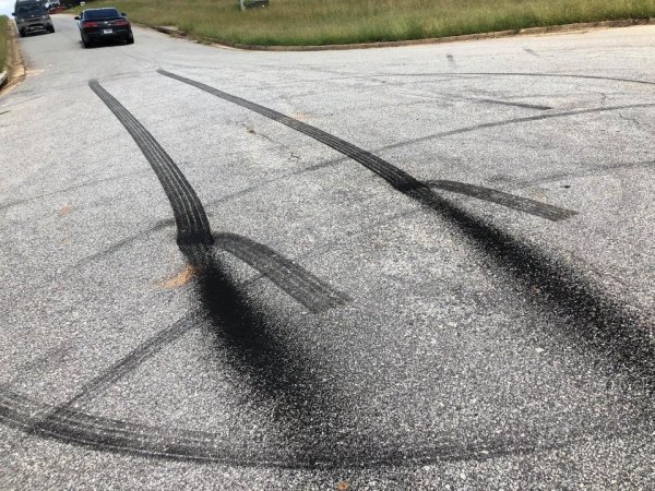 These burnout marks look 3D