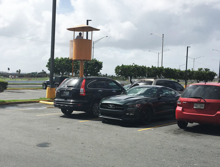 torre de vigilancia estacionamiento - Got 505