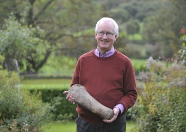 A dinosaur bone from a 250-million-year-old Pliosaur.
A dude named John Lambert was fixing his fence, when he saw an unusually large bone sticking out of the ground in Ipswich, England. He thought about contacting a museum, but then put the bone in his shed instead. For 16 years.

Finally, he decided to take it to an expert, where they confirmed that it was one hell of a bizarre find, especially since it was the bone of a water-dwelling dinosaur, found on land.