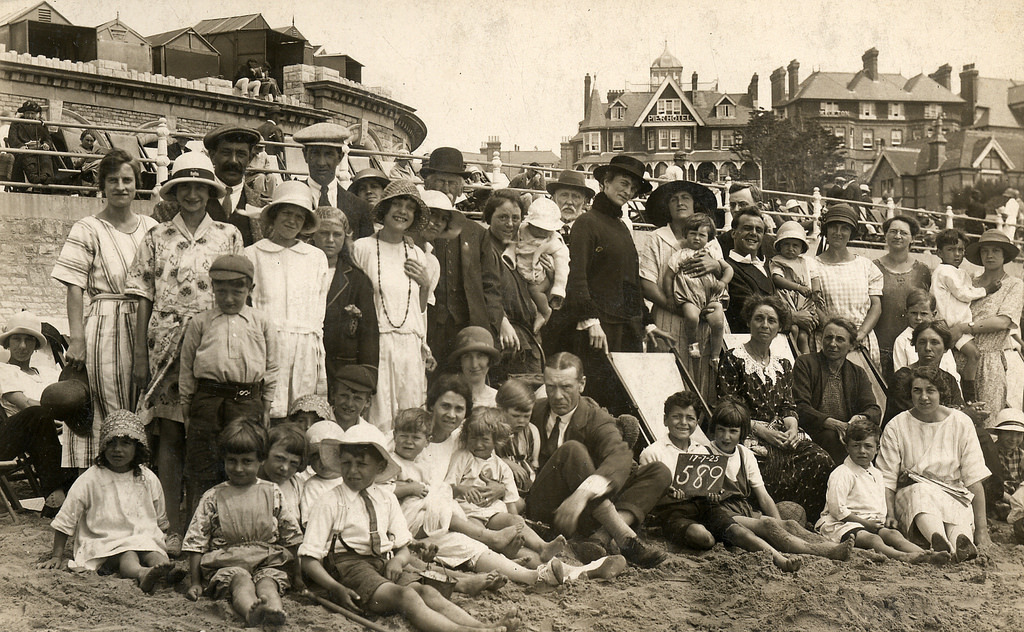 Group holiday, 1923.