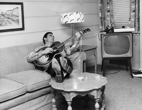 Johnny Cash - Nashville, Tennessee, 1960. Photographer Michael Ochs.
