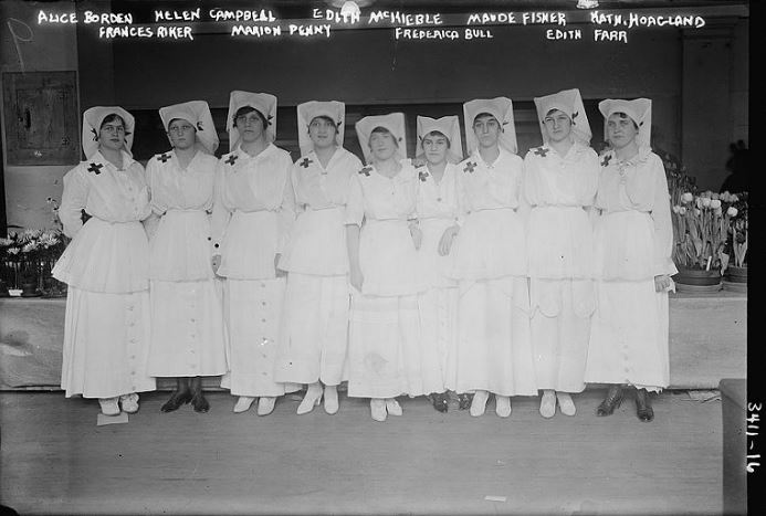 Red Cross volunteers, circa 1910