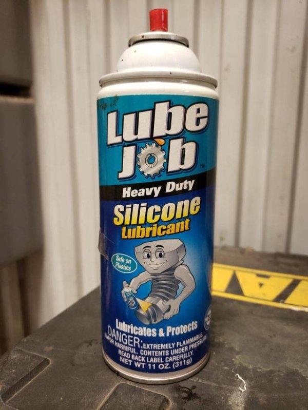 spray - Lube Job Heavy Duty Silicone Lubricant Safe on Mastics whiricates DangerExtre icates & Protecis Ul. Cextremely Flamma Nebackuntents Under Pre Tw Label Carefully 2. 3119