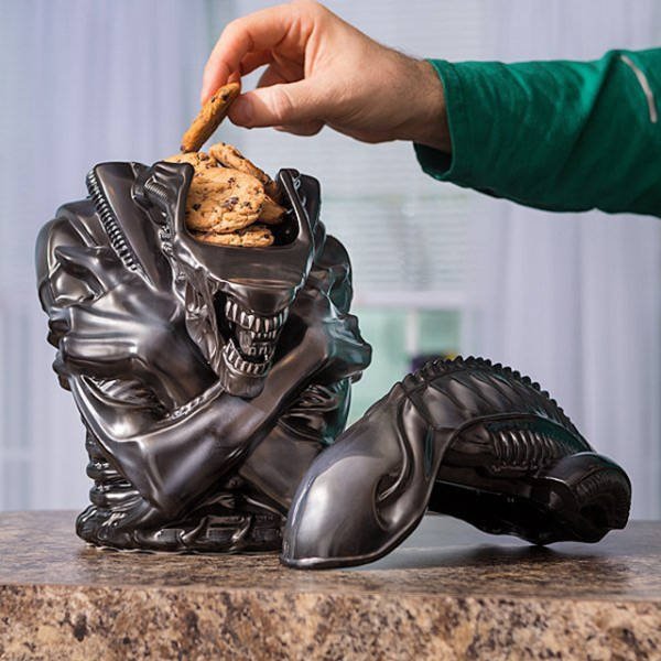 alien cookie jar - Timid