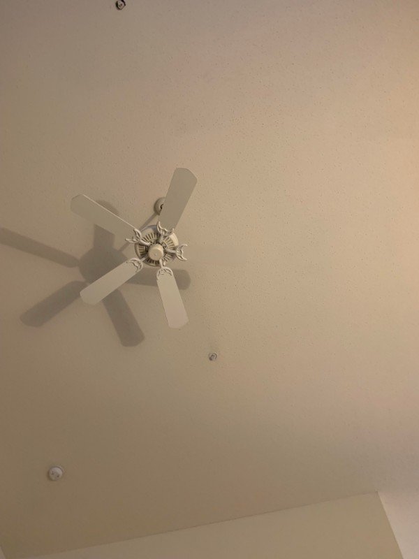 ceiling fan missing blade