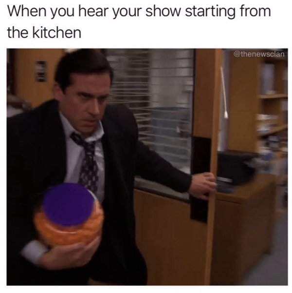 Relatable meme on amazing math - When you hear your show starting from the kitchen