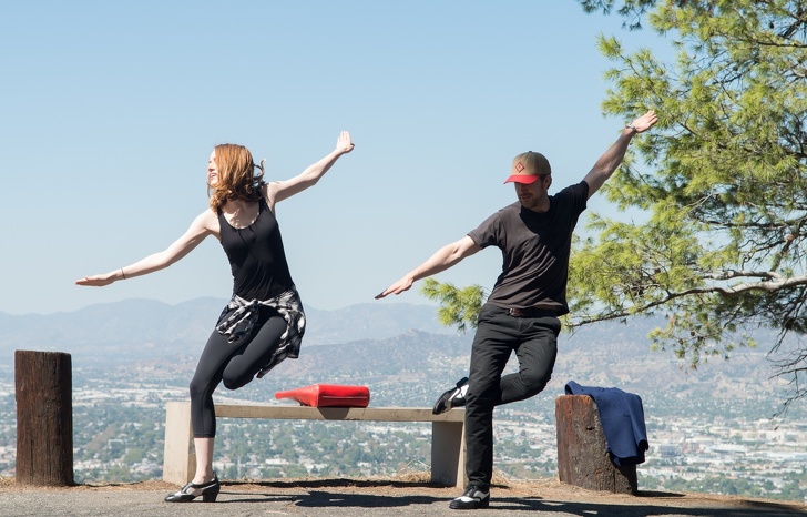 Emma Stone and Ryan Gosling rehearsing a dance on the set of La La Land