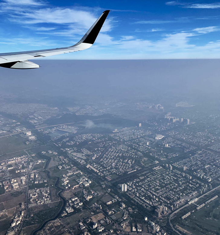 The air pollution in New Delhi makes it look like you’re playing a video game on a low setting.