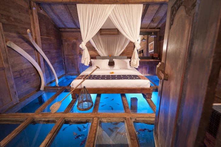 A glass bottom bedroom that gets you one step closer to paradise