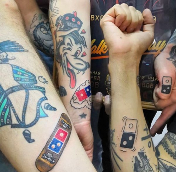 Domino’s ran a promotion in which they offered free pizza for life to anyone who got the logo tattooed “in a prominent place” on their body. The promotion immediately backfired when hundreds of people were more than willing to get a dumb Domino’s tattoo for some free za.
