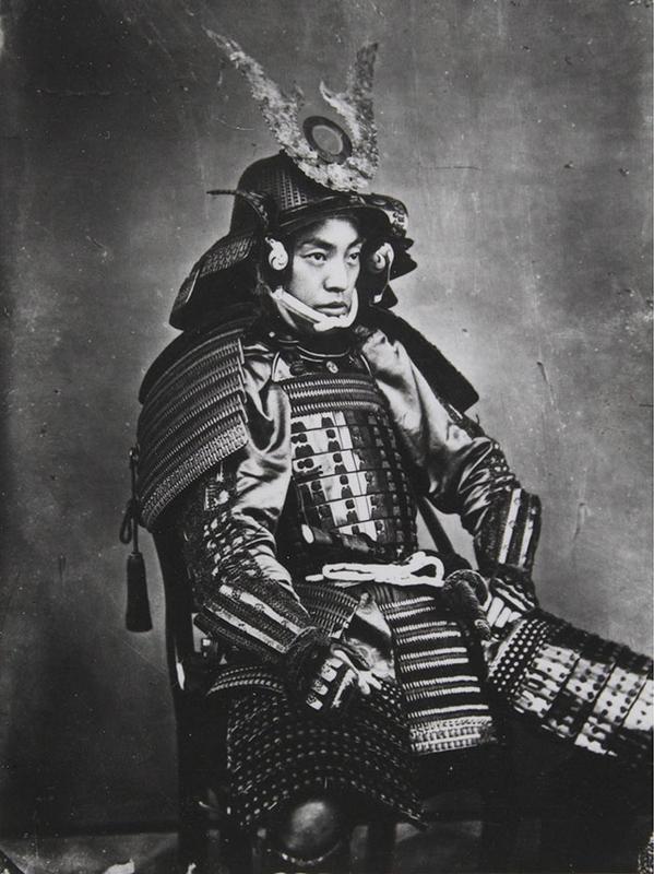 Samurai wearing hon iyozane dō, 1870