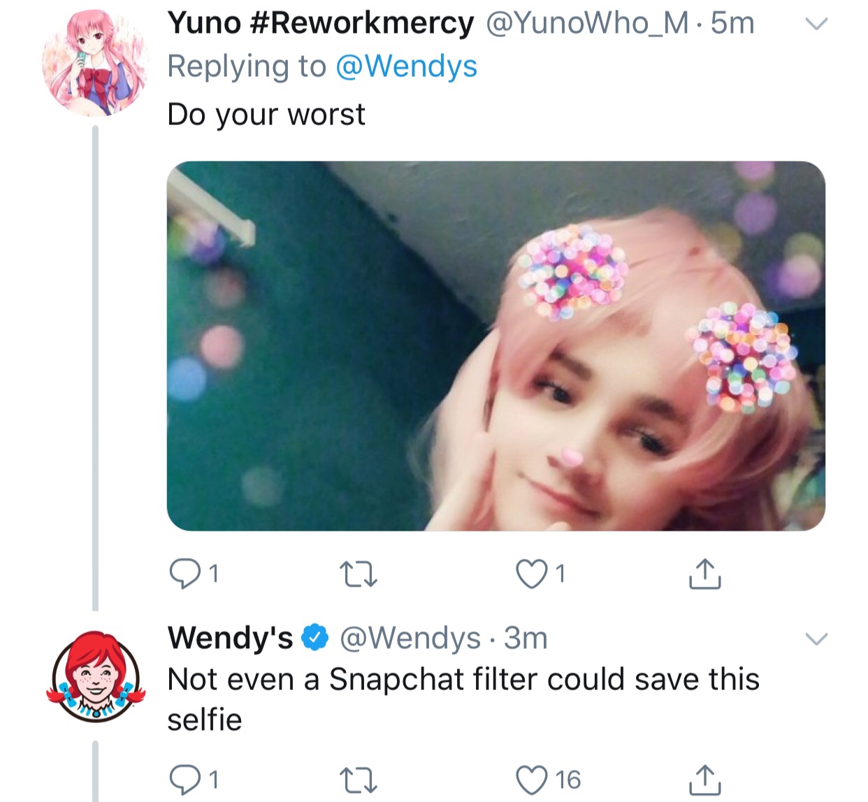 tweet - wendy's company - v Yuno .5m Do your worst O co o i Wendy's 3m Not even a Snapchat filter could save this selfie 01 27 16 i