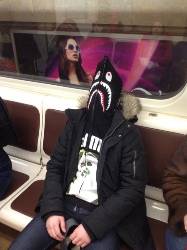 31 WTF people seen on the subway