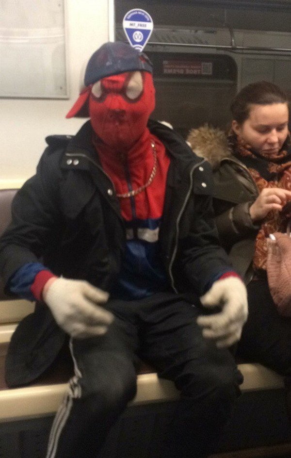 31 WTF people seen on the subway