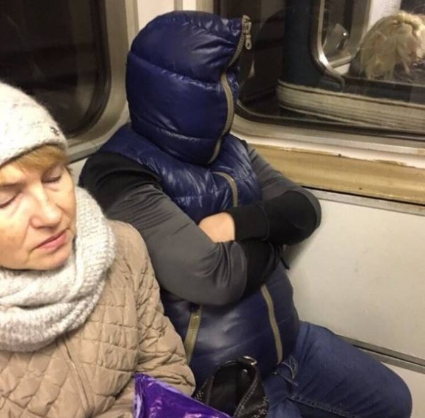 31 WTF people seen on the subway