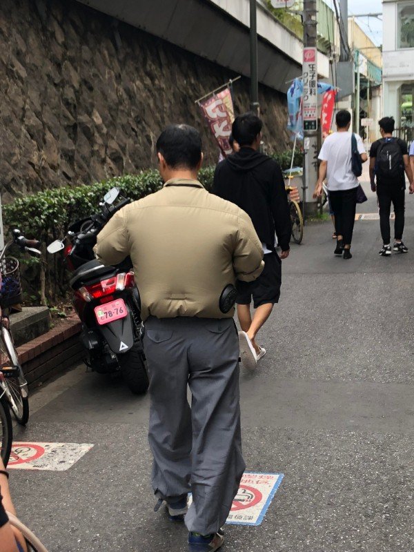 “This guy in his cooling fan jacket in 36° Tokyo heat.”