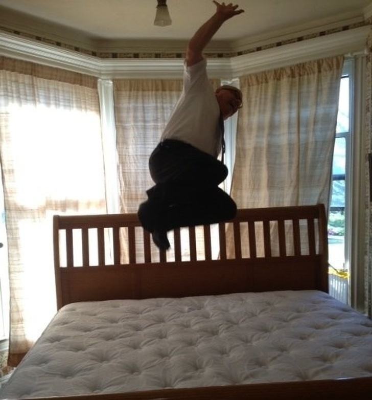 “My parents got their first king size bed today. My dad had the delivery guy take this picture...”