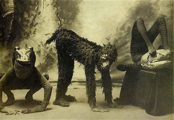 50 creepy vintage photos