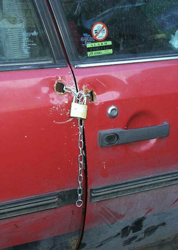lock your car funny - essasily Alarm Sesso