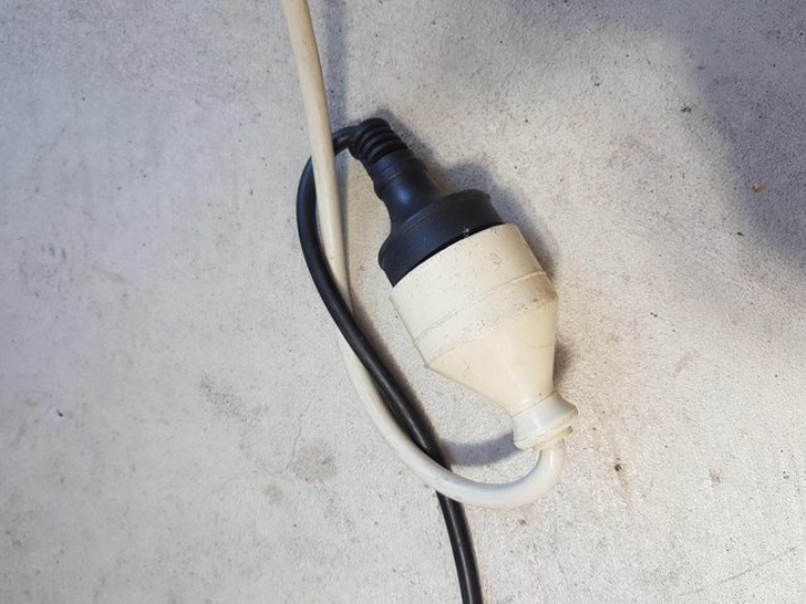 Tie a knot with an extension cable so it won’t unplug if you pull it.