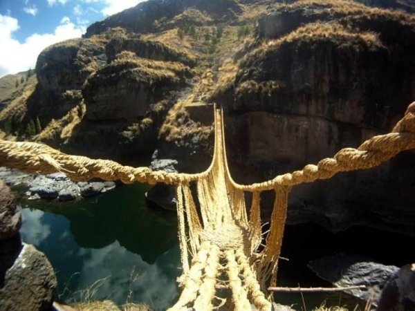 disturbing inca rope bridge