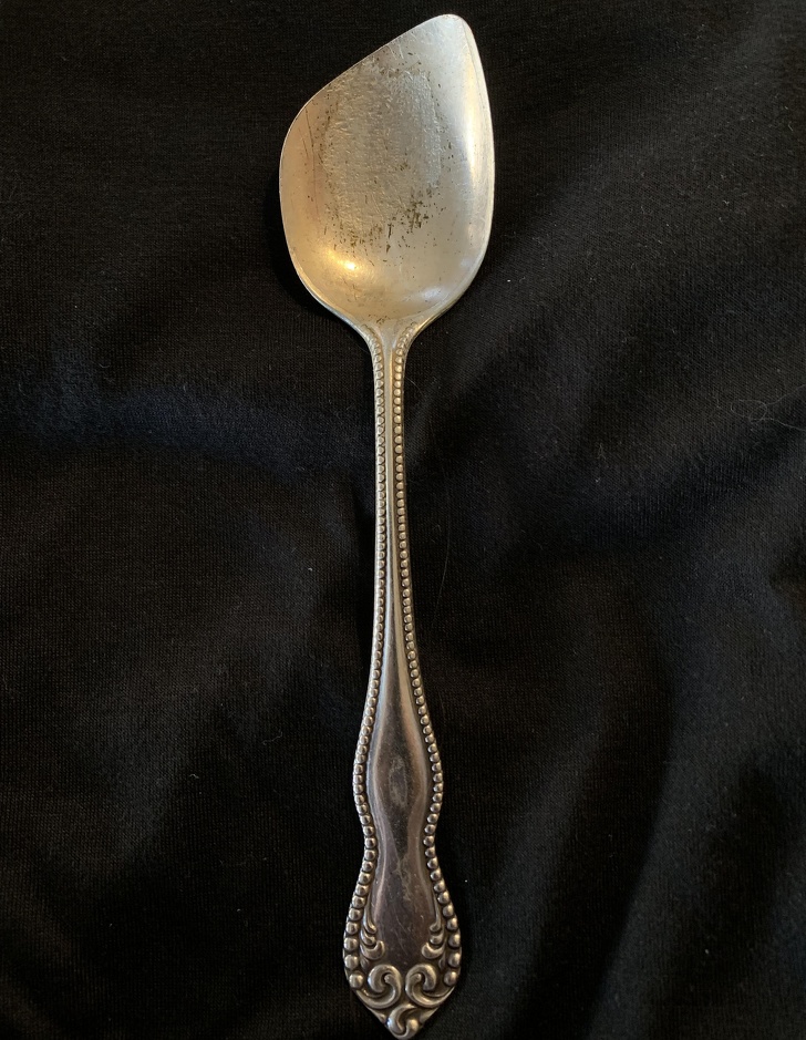 A 4th generation mixing spoon