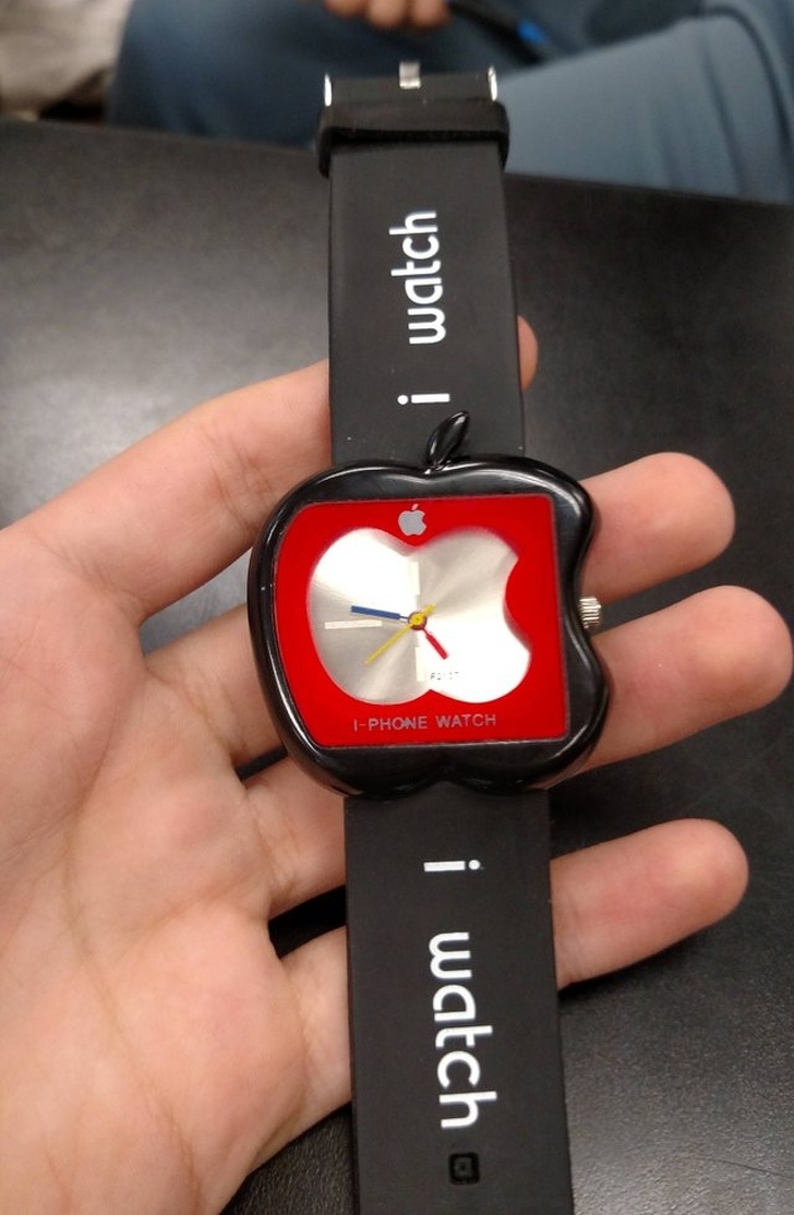 “My friend bought a $600 Apple watch off eBay. This is what came.”